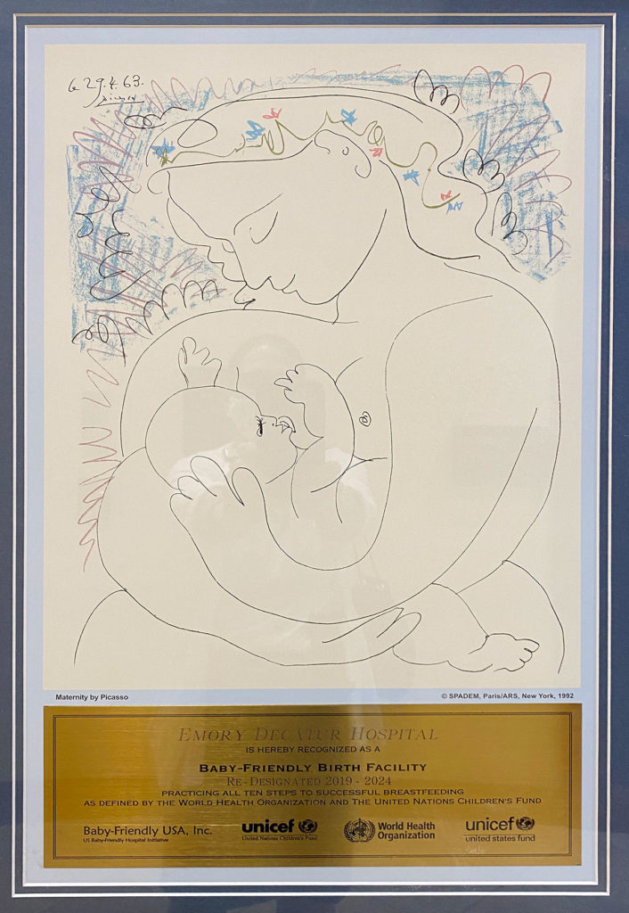 Breastfeeding mother drawing